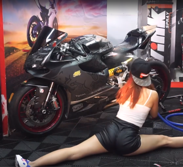 Cùng Lube71 Việt Nam khám phá phong cách rửa xe cực HOT đến từ Thái Lan 